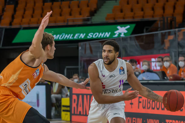 探索如何利 探索如何利